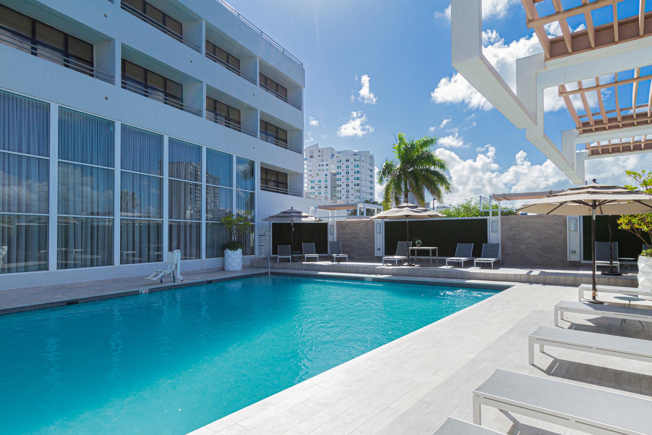 Tryp By Wyndham Isla Verde Сан-Хуан Екстер'єр фото